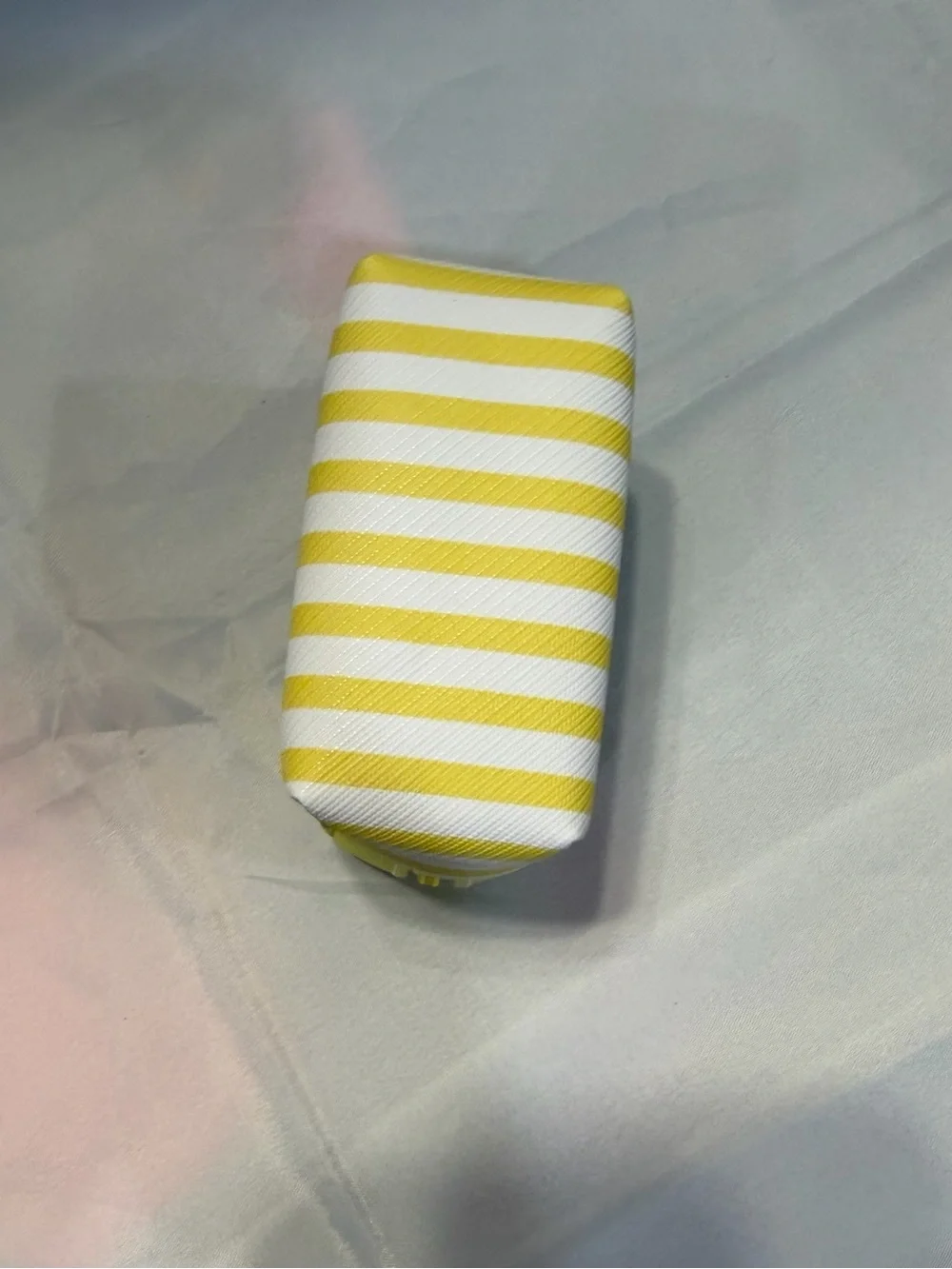Yellow Pompomurin Small coin  Pouch with Keyring Hello Kitty